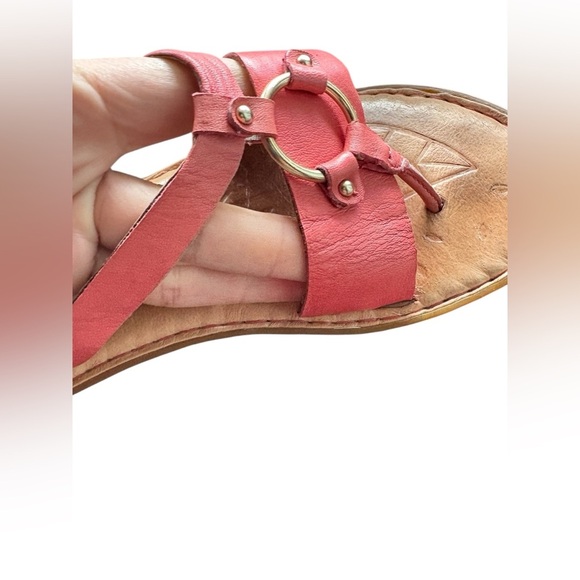 Born women’s Kallan raspberry pink leather Flat Sandal Size 8M preloved - Picture 3 of 9